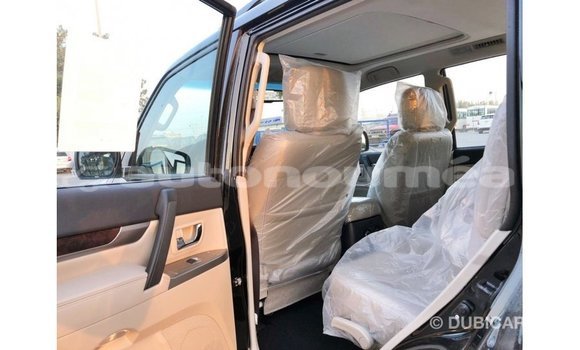 Buy Import Mitsubishi Pajero Black Car in Import - Dubai in Iles Buy Import Mitsubishi Pajero Black Car in Import - Dubai in Iles