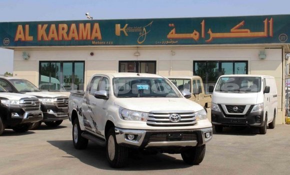 Buy Import Toyota Hilux White Car in Import - Dubai in Iles Buy Import Toyota Hilux White Car in Import - Dubai in Iles