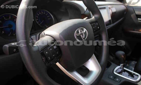 Buy Import Toyota Hilux White Car in Import - Dubai in Iles Buy Import Toyota Hilux White Car in Import - Dubai in Iles