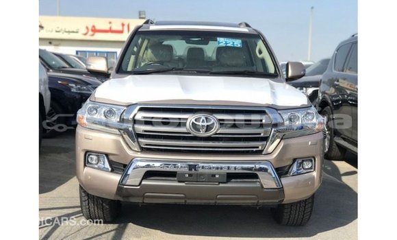 Acheter Import Voiture Toyota Land Cruiser Autre à Import - Dubai, Iles Acheter Import Voiture Toyota Land Cruiser Autre à Import - Dubai, Iles