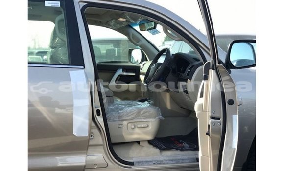 Acheter Import Voiture Toyota Land Cruiser Autre à Import - Dubai, Iles Acheter Import Voiture Toyota Land Cruiser Autre à Import - Dubai, Iles