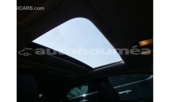 Acheter Import Voiture Mercedes-Benz 190 Blanc à Import - Dubai, Iles Acheter Import Voiture Mercedes-Benz 190 Blanc à Import - Dubai, Iles