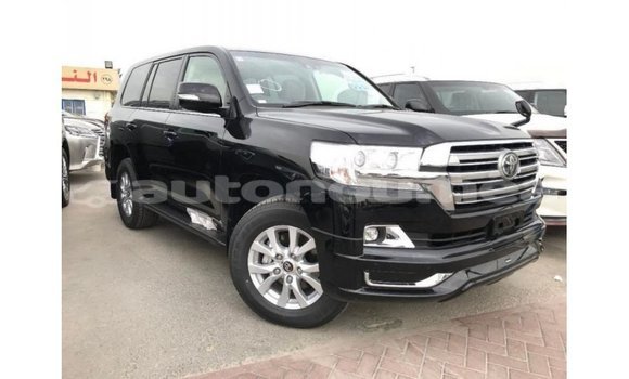 Buy Import Toyota Land Cruiser Black Car in Import - Dubai in Iles Buy Import Toyota Land Cruiser Black Car in Import - Dubai in Iles