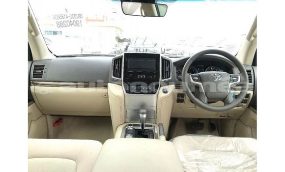 Buy Import Toyota Land Cruiser Black Car in Import - Dubai in Iles Buy Import Toyota Land Cruiser Black Car in Import - Dubai in Iles
