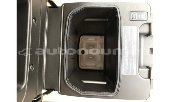 Buy Import Toyota Land Cruiser Black Car in Import - Dubai in Iles Buy Import Toyota Land Cruiser Black Car in Import - Dubai in Iles