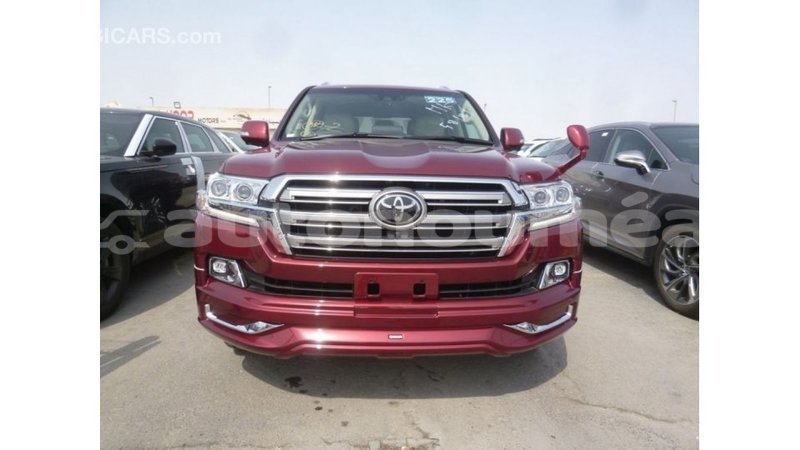 Big with watermark toyota land cruiser iles import dubai 2756