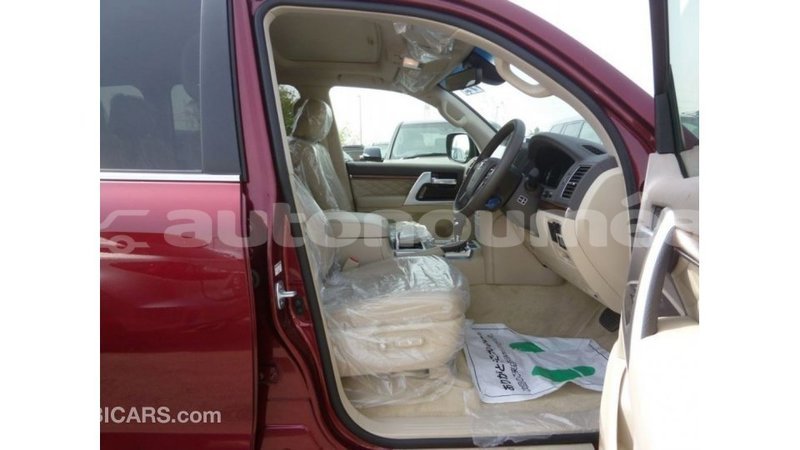Big with watermark toyota land cruiser iles import dubai 2756