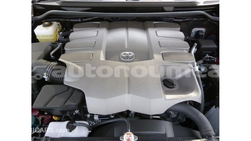 Big with watermark toyota land cruiser iles import dubai 2756