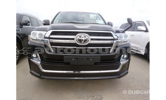 Acheter Import Voiture Toyota Land Cruiser Noir à Import - Dubai, Iles Acheter Import Voiture Toyota Land Cruiser Noir à Import - Dubai, Iles