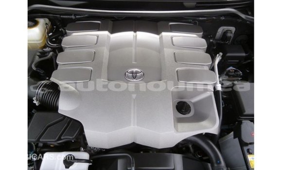 Acheter Import Voiture Toyota Land Cruiser Noir à Import - Dubai, Iles Acheter Import Voiture Toyota Land Cruiser Noir à Import - Dubai, Iles