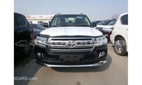 Acheter Import Voiture Toyota Land Cruiser Noir à Import - Dubai, Iles Acheter Import Voiture Toyota Land Cruiser Noir à Import - Dubai, Iles