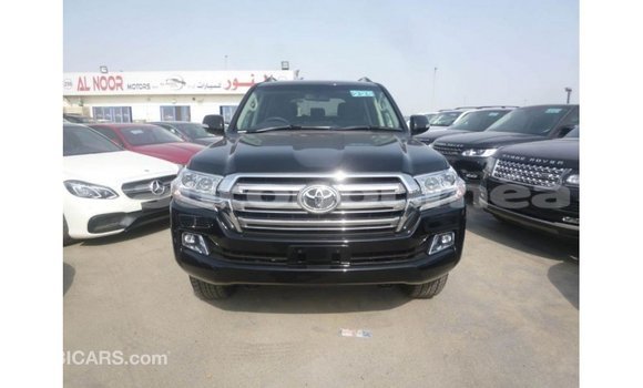 Acheter Import Voiture Toyota Land Cruiser Noir à Import - Dubai, Iles Acheter Import Voiture Toyota Land Cruiser Noir à Import - Dubai, Iles