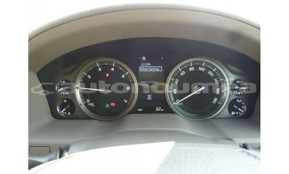 Acheter Import Voiture Toyota Land Cruiser Noir à Import - Dubai, Iles Acheter Import Voiture Toyota Land Cruiser Noir à Import - Dubai, Iles