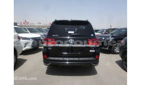 Acheter Import Voiture Toyota Land Cruiser Noir à Import - Dubai, Iles Acheter Import Voiture Toyota Land Cruiser Noir à Import - Dubai, Iles