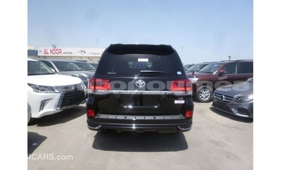 Acheter Import Voiture Toyota Land Cruiser Noir à Import - Dubai, Iles Acheter Import Voiture Toyota Land Cruiser Noir à Import - Dubai, Iles
