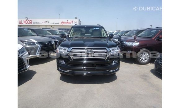 Acheter Import Voiture Toyota Land Cruiser Noir à Import - Dubai, Iles Acheter Import Voiture Toyota Land Cruiser Noir à Import - Dubai, Iles
