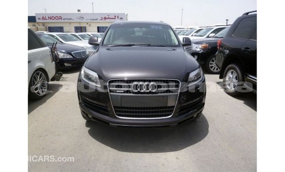 Acheter Import Voiture Audi Q7 Noir à Import - Dubai, Iles Acheter Import Voiture Audi Q7 Noir à Import - Dubai, Iles