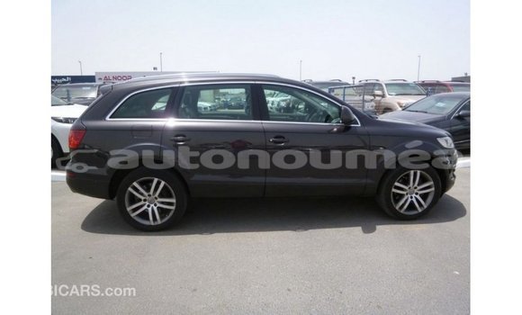 Acheter Import Voiture Audi Q7 Noir à Import - Dubai, Iles Acheter Import Voiture Audi Q7 Noir à Import - Dubai, Iles