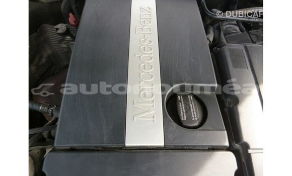 Buy Import Mercedes-Benz 190 Blue Car in Import - Dubai in Iles Buy Import Mercedes-Benz 190 Blue Car in Import - Dubai in Iles