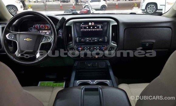 Buy Import Chevrolet Silverado White Car in Import - Dubai in Iles