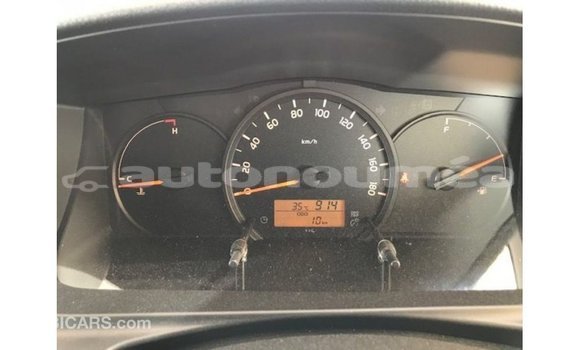 Acheter Import Voiture Toyota Hiace Blanc à Import - Dubai, Iles Acheter Import Voiture Toyota Hiace Blanc à Import - Dubai, Iles