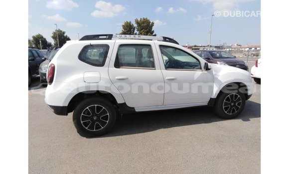 Buy Import Renault Duster White Car in Import - Dubai in Iles Buy Import Renault Duster White Car in Import - Dubai in Iles
