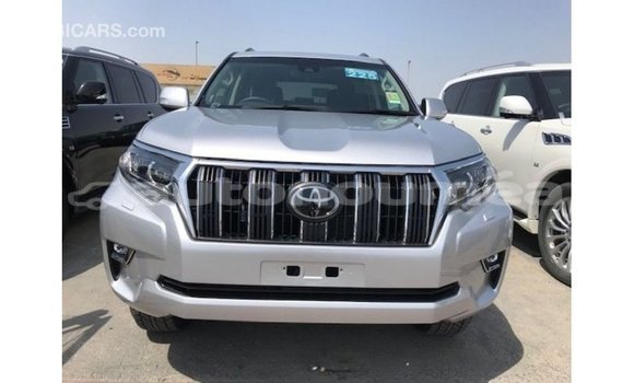 Acheter Import Voiture Toyota Prado Autre à Import - Dubai, Iles Acheter Import Voiture Toyota Prado Autre à Import - Dubai, Iles