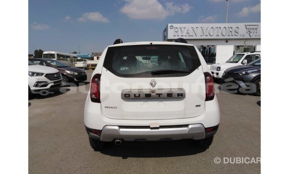 Buy Import Renault Duster White Car in Import - Dubai in Iles Buy Import Renault Duster White Car in Import - Dubai in Iles