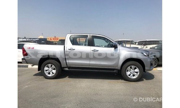 Acheter Import Voiture Toyota Hilux Autre à Import - Dubai, Iles Acheter Import Voiture Toyota Hilux Autre à Import - Dubai, Iles