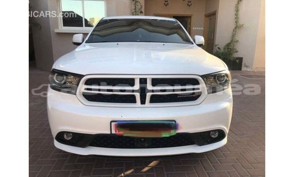 Buy Import Dodge Durango White Car in Import - Dubai in Iles