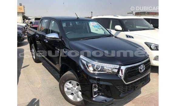 Acheter Import Voiture Toyota Hilux Noir à Import - Dubai, Iles Acheter Import Voiture Toyota Hilux Noir à Import - Dubai, Iles