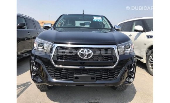 Acheter Import Voiture Toyota Hilux Noir à Import - Dubai, Iles Acheter Import Voiture Toyota Hilux Noir à Import - Dubai, Iles