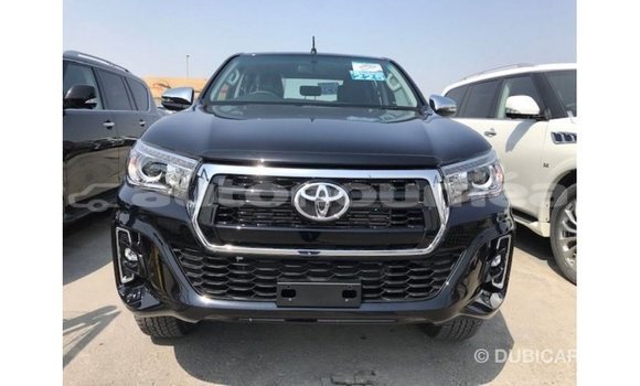 Acheter Import Voiture Toyota Hilux Noir à Import - Dubai, Iles Acheter Import Voiture Toyota Hilux Noir à Import - Dubai, Iles