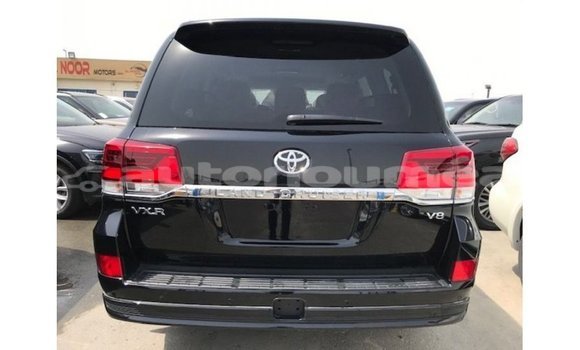 Acheter Import Voiture Toyota Land Cruiser Noir à Import - Dubai, Iles Acheter Import Voiture Toyota Land Cruiser Noir à Import - Dubai, Iles