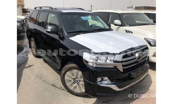 Acheter Import Voiture Toyota Land Cruiser Noir à Import - Dubai, Iles Acheter Import Voiture Toyota Land Cruiser Noir à Import - Dubai, Iles