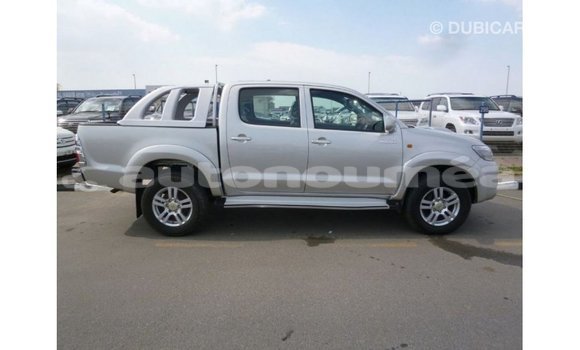 Acheter Import Voiture Toyota Hilux Autre à Import - Dubai, Iles Acheter Import Voiture Toyota Hilux Autre à Import - Dubai, Iles