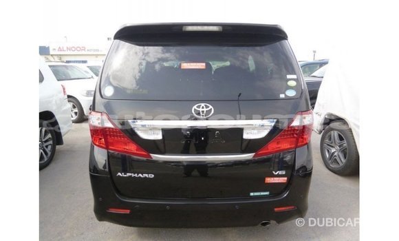 Acheter Import Voiture Toyota Alphard Noir à Import - Dubai, Iles Acheter Import Voiture Toyota Alphard Noir à Import - Dubai, Iles