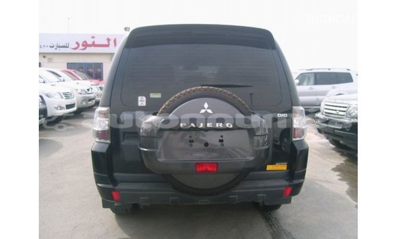Acheter Import Voiture Mitsubishi Pajero Noir à Import - Dubai, Iles Acheter Import Voiture Mitsubishi Pajero Noir à Import - Dubai, Iles