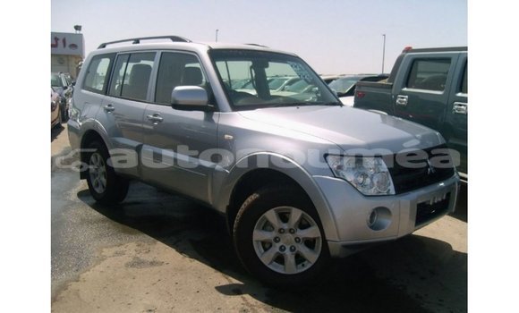 Acheter Import Voiture Mitsubishi Pajero Autre à Import - Dubai, Iles Acheter Import Voiture Mitsubishi Pajero Autre à Import - Dubai, Iles