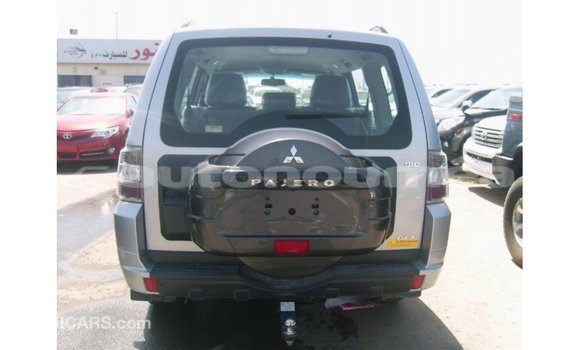 Acheter Import Voiture Mitsubishi Pajero Autre à Import - Dubai, Iles Acheter Import Voiture Mitsubishi Pajero Autre à Import - Dubai, Iles