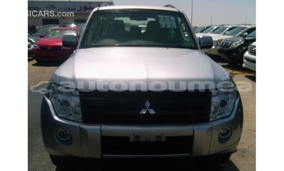 Acheter Import Voiture Mitsubishi Pajero Autre à Import - Dubai, Iles Acheter Import Voiture Mitsubishi Pajero Autre à Import - Dubai, Iles