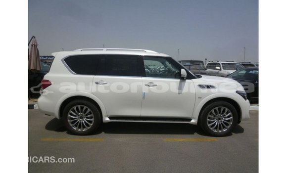 Acheter Import Voiture Infiniti Q Blanc à Import - Dubai, Iles Acheter Import Voiture Infiniti Q Blanc à Import - Dubai, Iles