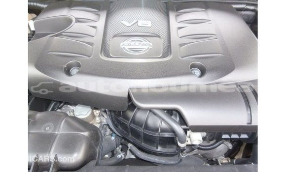 Acheter Import Voiture Nissan Patrol Noir à Import - Dubai, Iles Acheter Import Voiture Nissan Patrol Noir à Import - Dubai, Iles