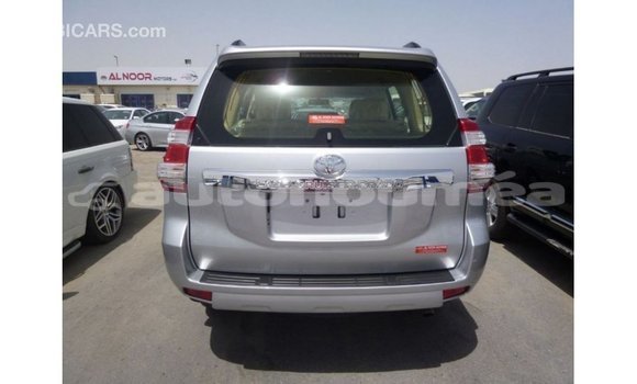 Acheter Import Voiture Toyota Prado Autre à Import - Dubai, Iles Acheter Import Voiture Toyota Prado Autre à Import - Dubai, Iles