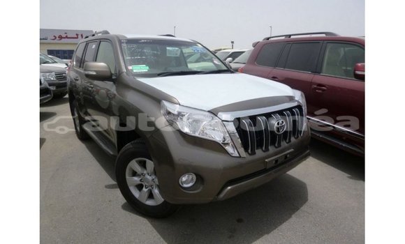 Acheter Import Voiture Toyota Prado Marron à Import - Dubai, Iles Acheter Import Voiture Toyota Prado Marron à Import - Dubai, Iles