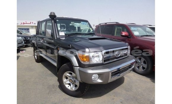 Buy Import Toyota Land Cruiser Other Car in Import - Dubai in Iles Buy Import Toyota Land Cruiser Other Car in Import - Dubai in Iles