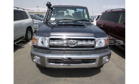 Buy Import Toyota Land Cruiser Other Car in Import - Dubai in Iles Buy Import Toyota Land Cruiser Other Car in Import - Dubai in Iles