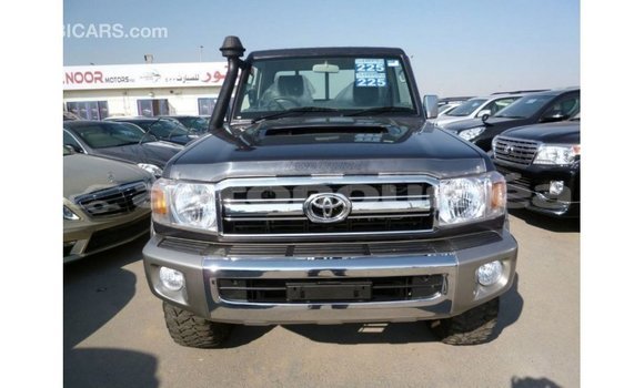 Acheter Import Voiture Toyota Land Cruiser Autre à Import - Dubai, Iles Acheter Import Voiture Toyota Land Cruiser Autre à Import - Dubai, Iles