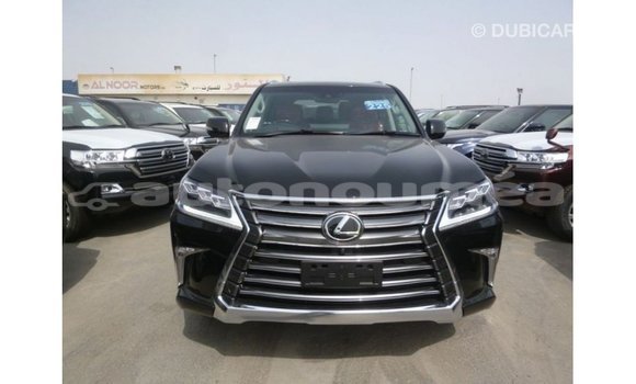 Acheter Import Voiture Lexus LX Noir à Import - Dubai, Iles Acheter Import Voiture Lexus LX Noir à Import - Dubai, Iles