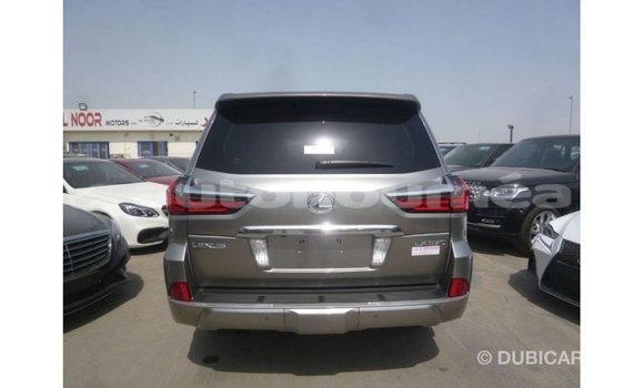 Acheter Import Voiture Lexus LX Autre à Import - Dubai, Iles Acheter Import Voiture Lexus LX Autre à Import - Dubai, Iles